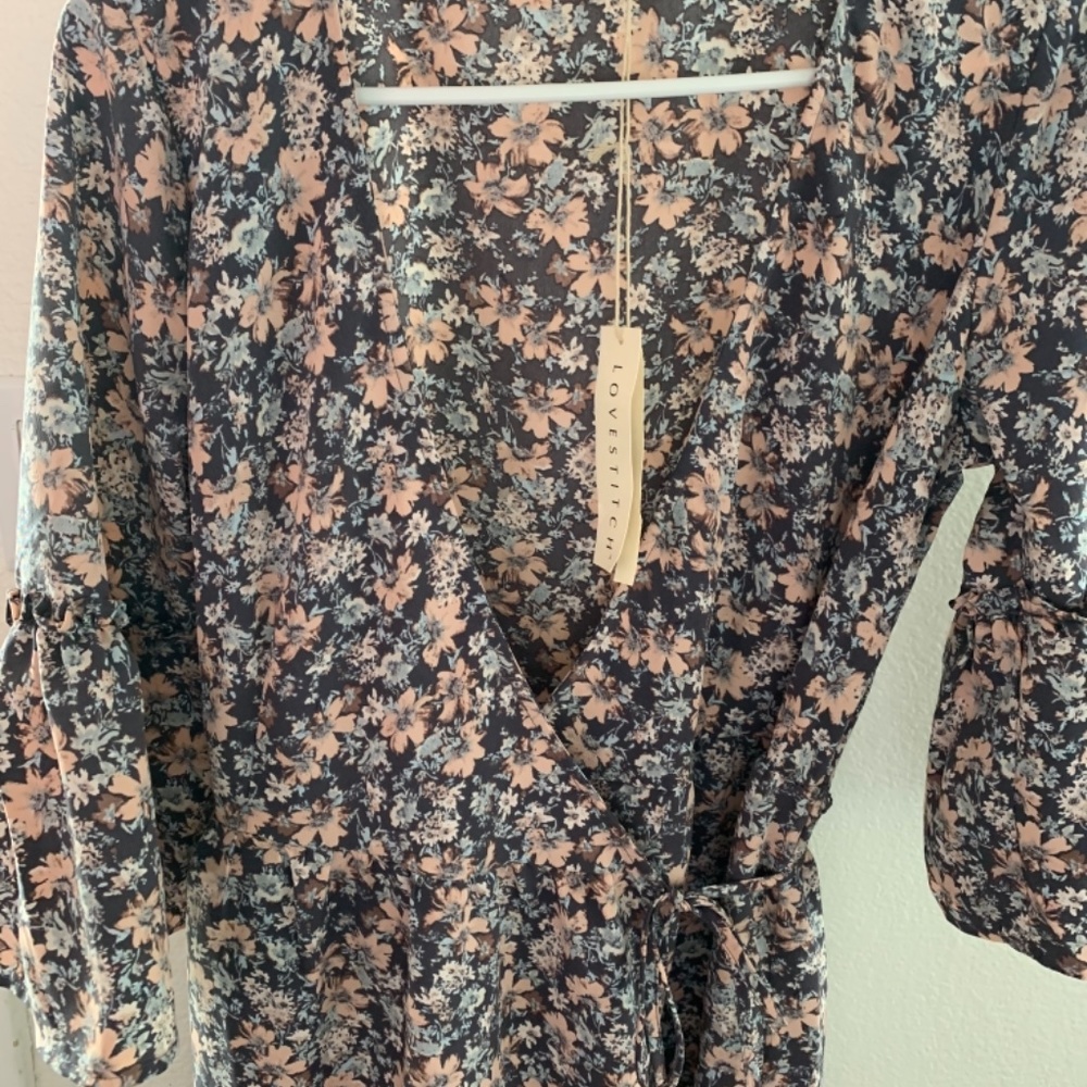 Dress - Picture 3 of 6